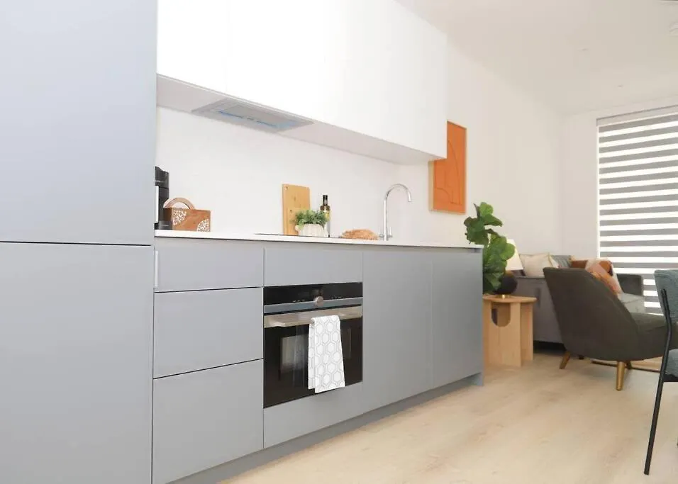 Apartment Chic & Cozy Chertsey Flat With Free Parking & Wifi