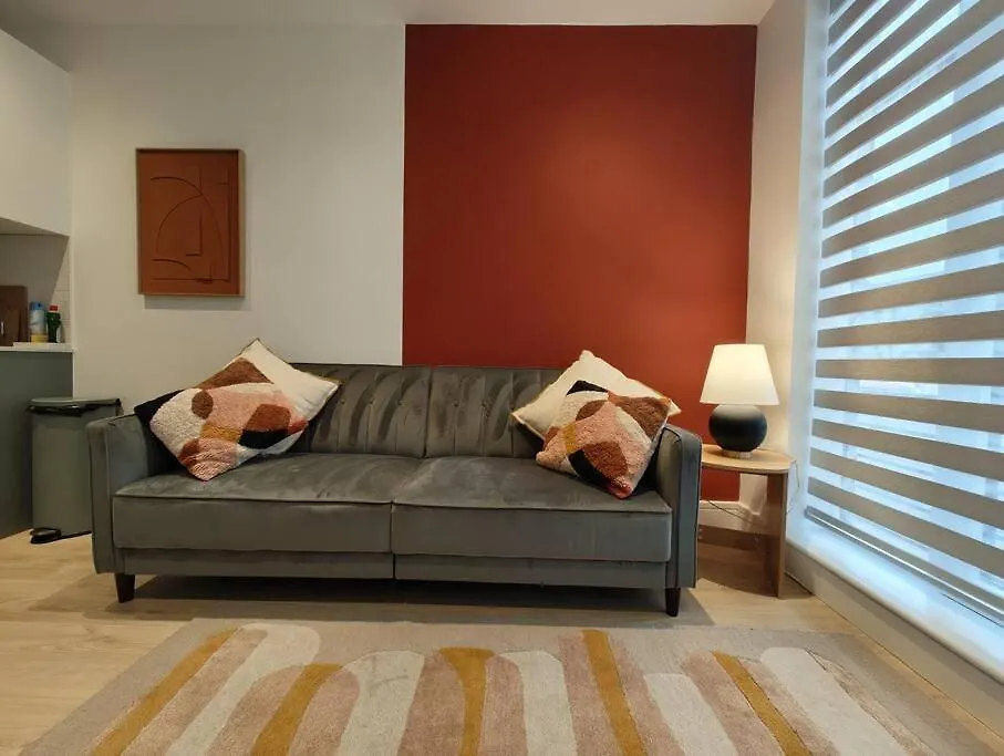 Chic & Cozy Chertsey Flat With Free Parking & Wifi United Kingdom