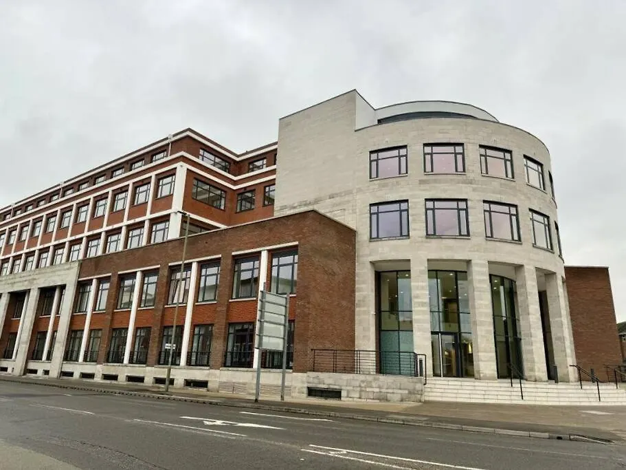 Apartment Chic & Cozy Chertsey Flat With Free Parking & Wifi United Kingdom